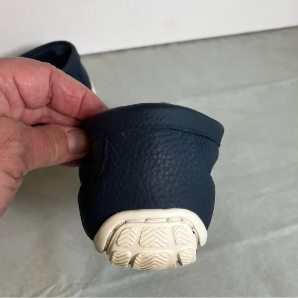 Clarks Dameo Vine Navy Blue Leather Penny Loafer Women Size 9M - Picture 16 of 16